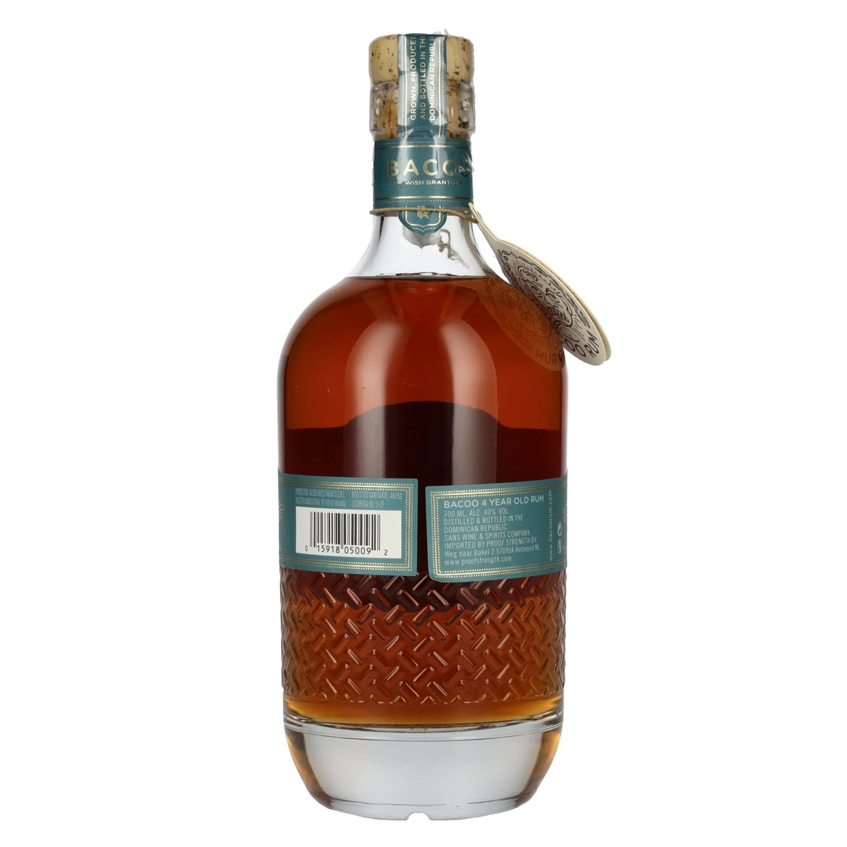 Bacoo Rum 4 Years Old Rum 40% Vol. 0,7l