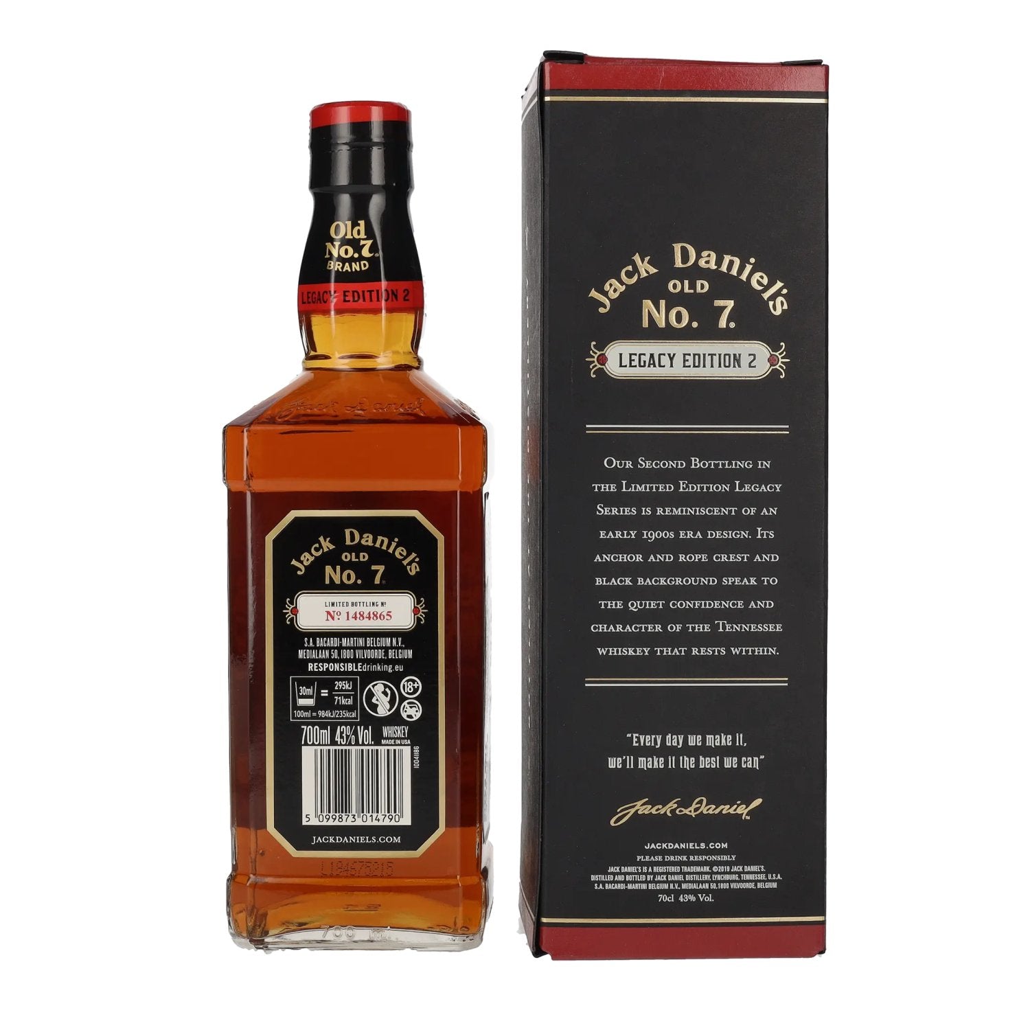 Jack Daniel's Sour Mash Tennessee Whiskey LEGACY EDITION No. 2 - BLACK DESIGN 43% Vol. 0,7l en boîte cadeau